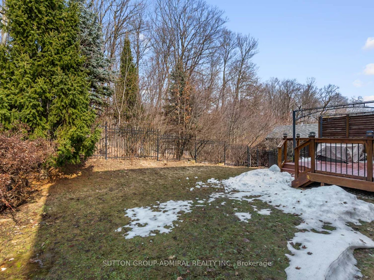 303 Winterburg Court, Waterloo, ON, N2V 2S8 - 38