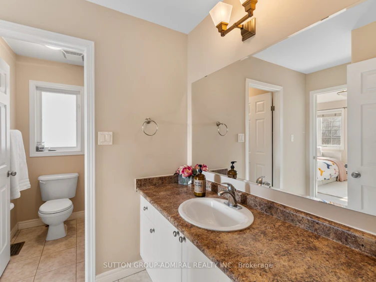 303 Winterburg Court, Waterloo, ON, N2V 2S8 - 35