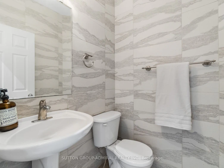 303 Winterburg Court, Waterloo, ON, N2V 2S8 - 19