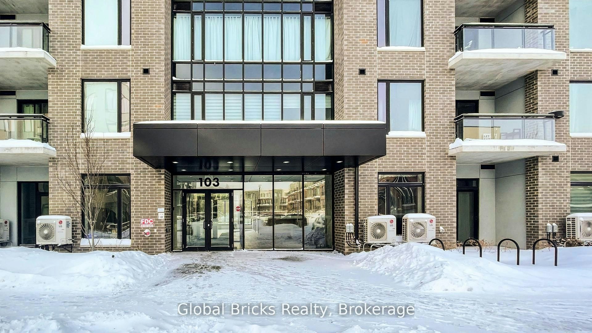 313-103 Roger Street, Waterloo, ON, N2J 0G2