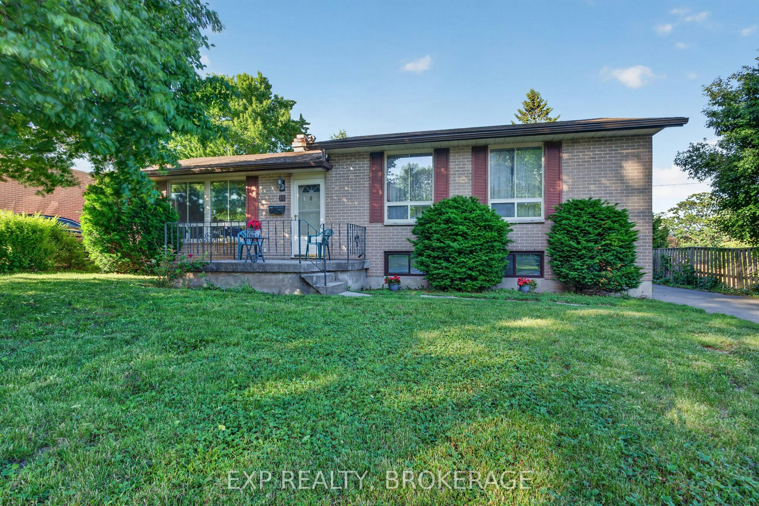 19 Convay Crescent, Brockville, ON, K6V 5A2