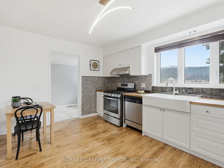 864 Highway 8 N/A, Hamilton, ON, L8E 5J3 - 12