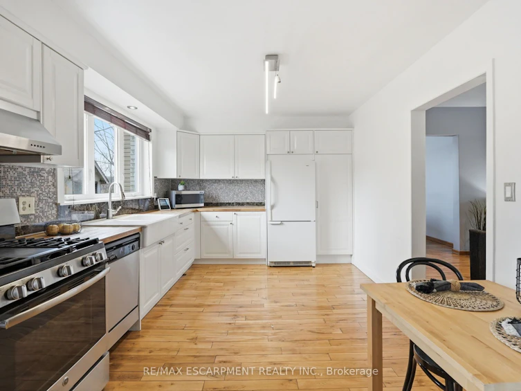 864 Highway 8 N/A, Hamilton, ON, L8E 5J3 - 13