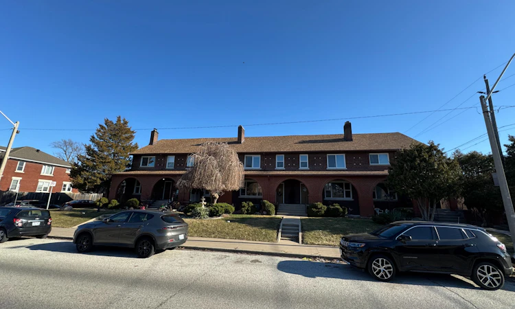 655-91 Giles Boulevard