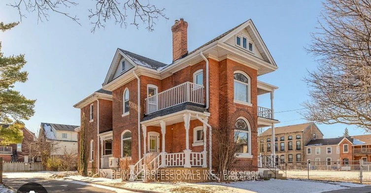 29 Nelson Street, Brantford, ON, L0R 2H6