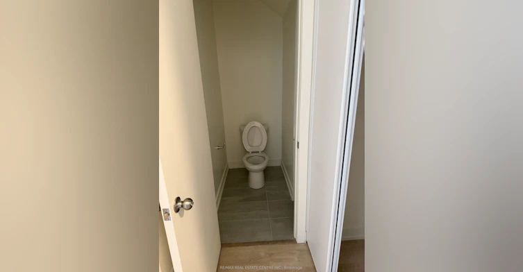 Suite 334 (302C)-16 Melbourne Avenue, St. Catharines, ON, L2P 3J8 - 9