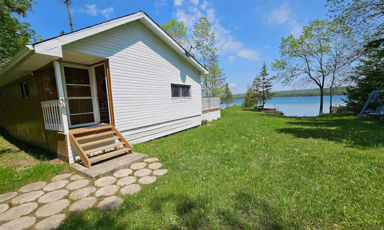 123 Waterview Lane