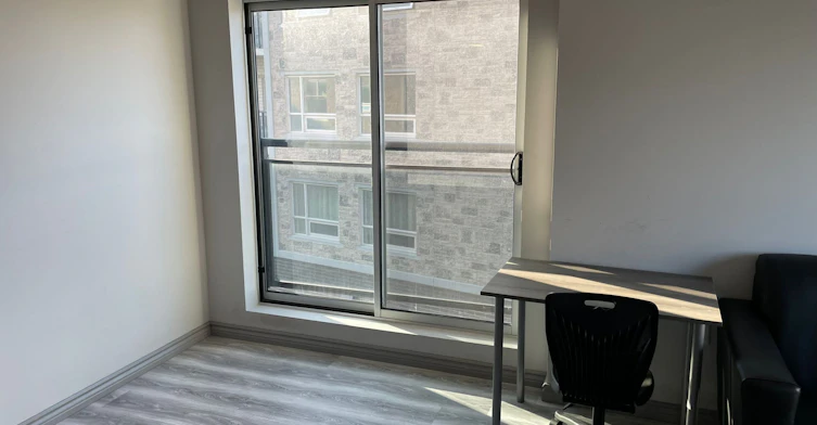 H401-275 Larch Street, Waterloo, ON, N2L 3R2 - 13