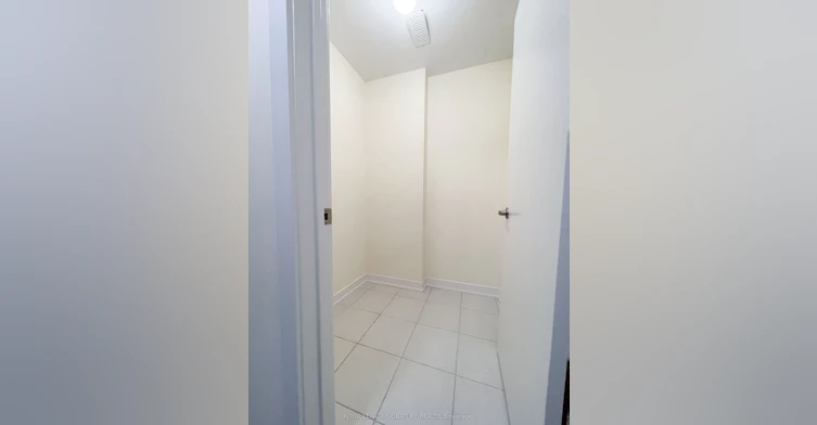 99-590 North Service Road E, Hamilton, ON, L8E 0K5 - 5