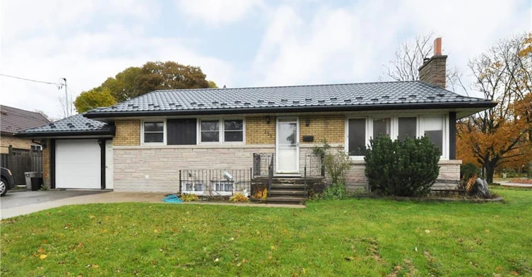 Bsmt-251 Erb Street E, Waterloo, ON, N2J 1N2