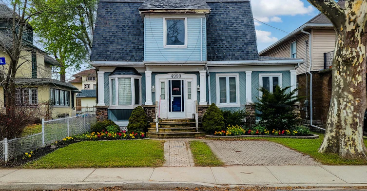 3-4999 Mcrae Street, Niagara Falls, ON, L2E 1P2