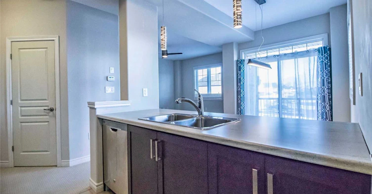 225 Westbank Trail, Hamilton, ON, L8J 0H4 - 5