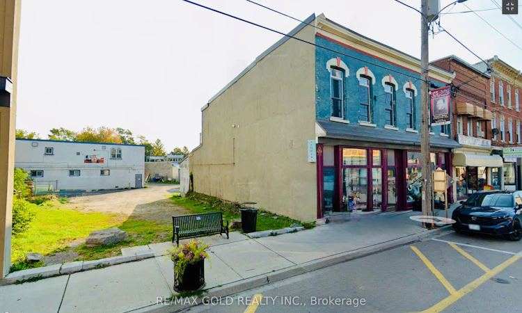 19 Durham Street S