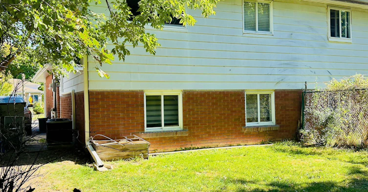 Lower-156 Mooregate Crescent, Kitchener, ON, N2M 2G1 - 26