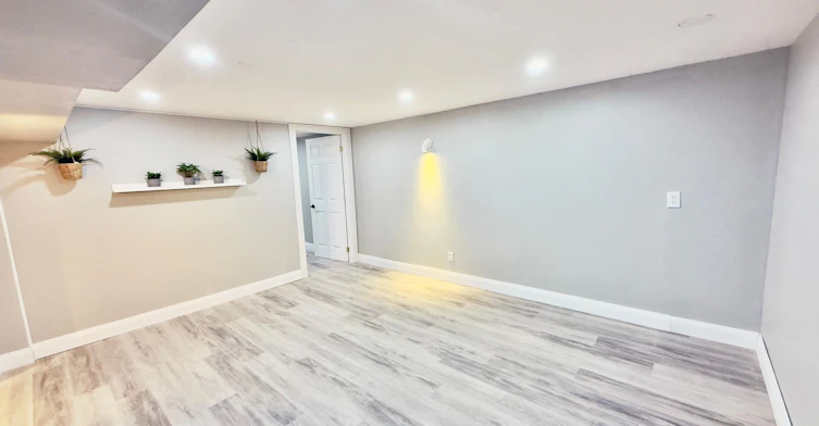 Lower-156 Mooregate Crescent, Kitchener, ON, N2M 2G1 - 6