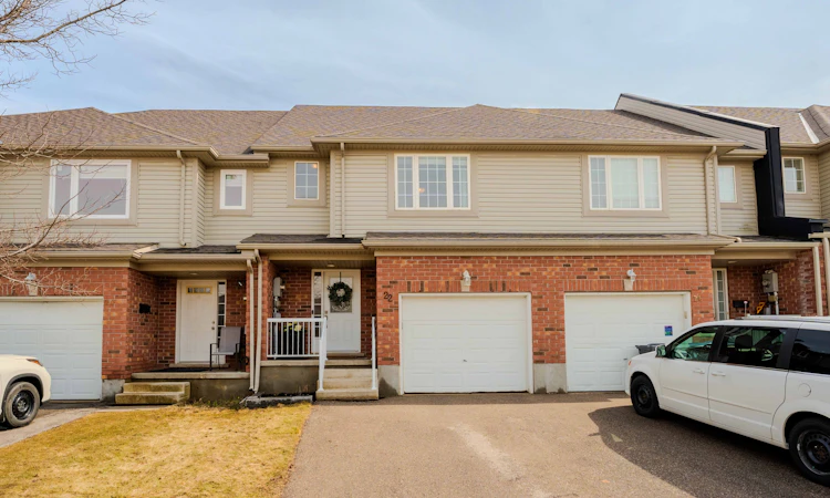 22 Curzon Crescent