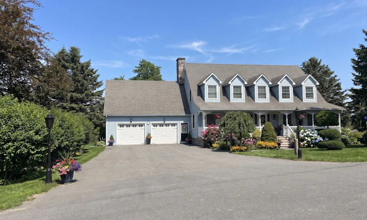 17 Forest Hill Drive