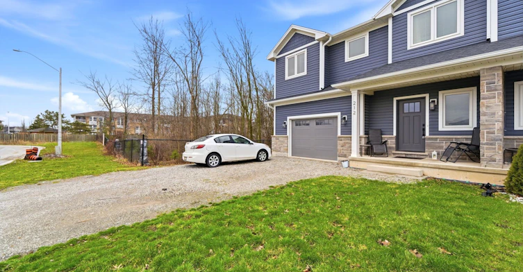 212 Iva Street, Welland, ON, L3B 1W4 - 2