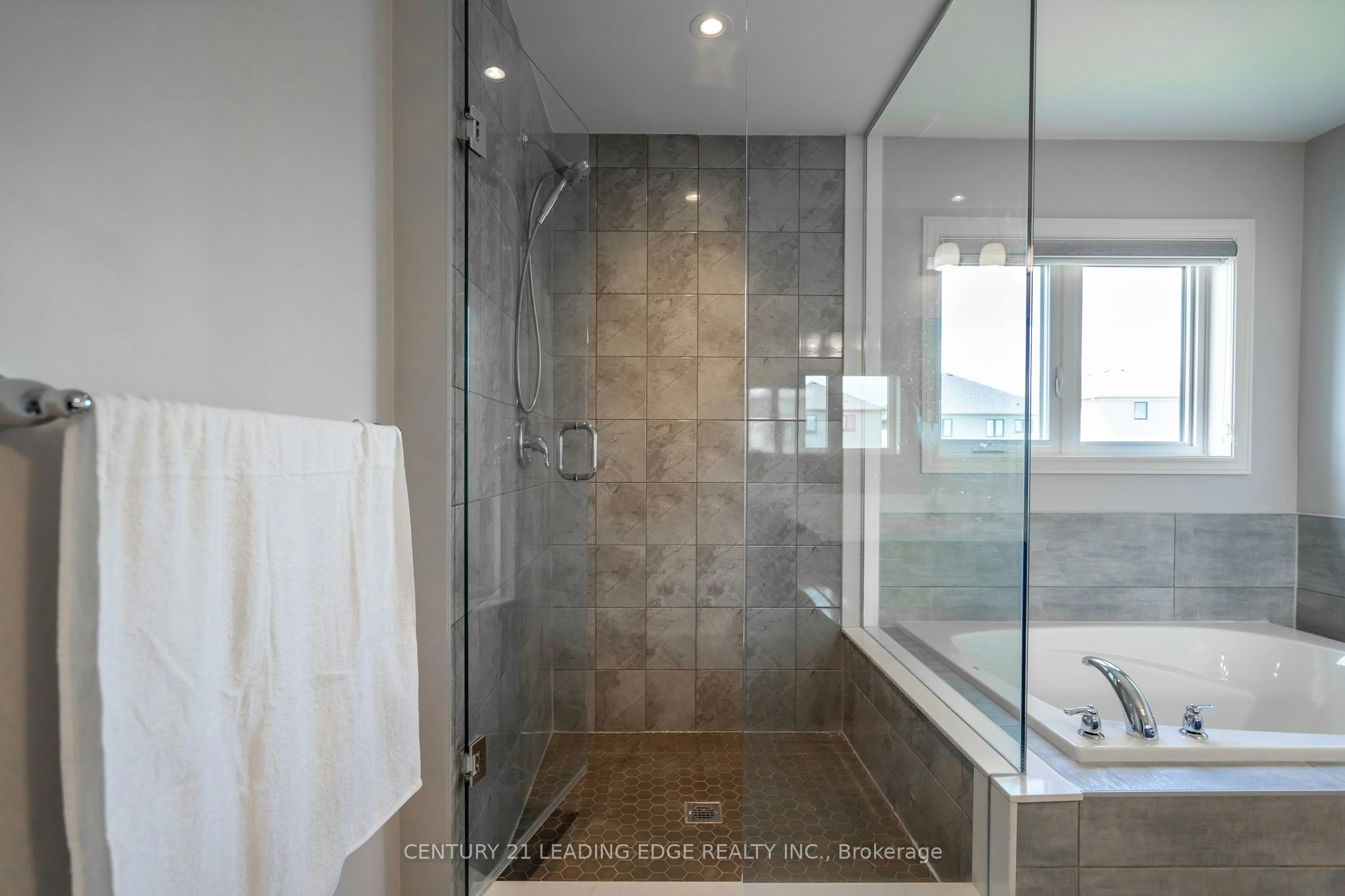 1097 Trailsview Avenue, Cobourg, ON, K9A 4J5 - 31