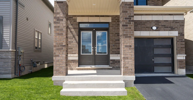 1097 Trailsview Avenue, Cobourg, ON, K9A 4J5 - 2