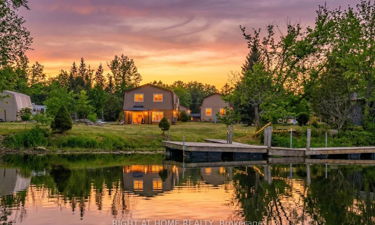 12 Maple Grove Road