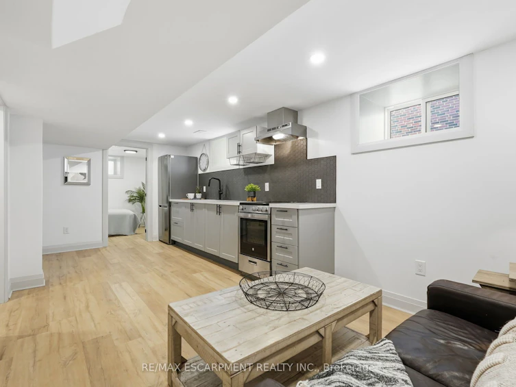 286 East 18th Street, Hamilton, ON, L9A 4P6 - 38