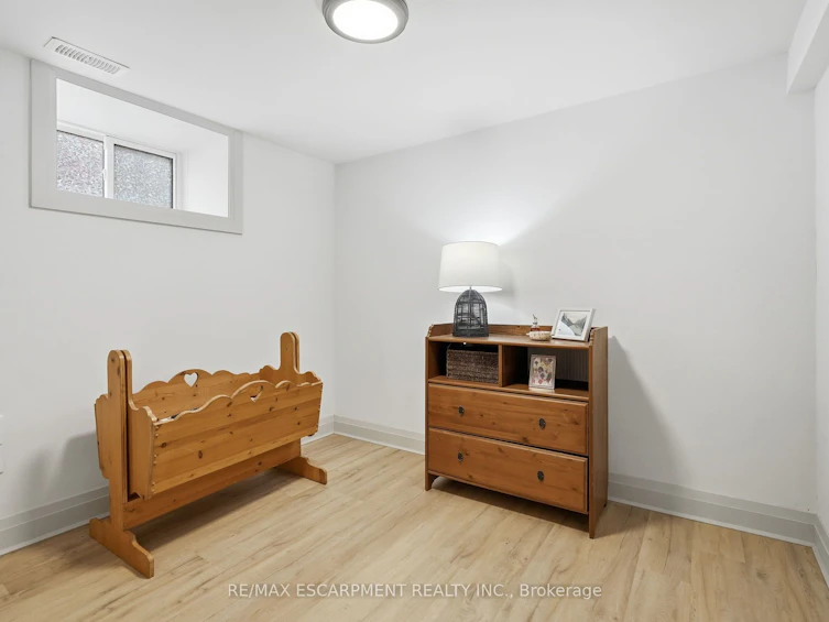 286 East 18th Street, Hamilton, ON, L9A 4P6 - 39