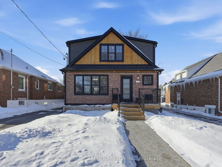 286 East 18th Street, Hamilton, ON, L9A 4P6 - 2