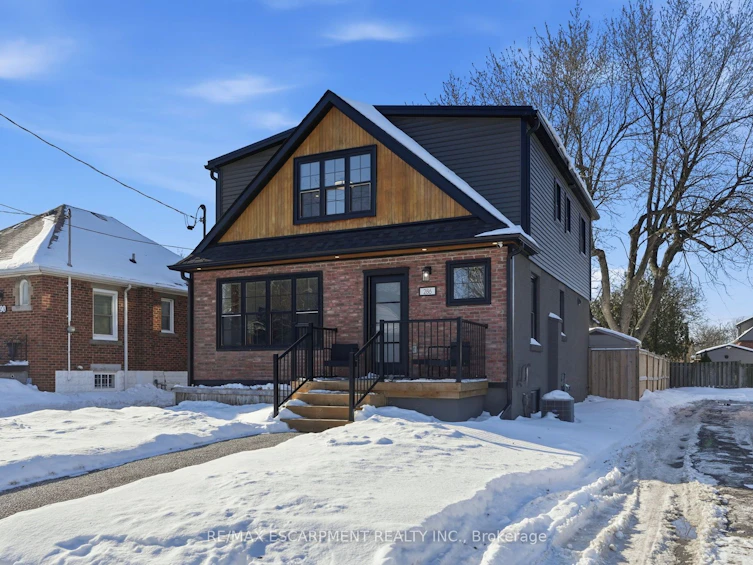 286 East 18th Street, Hamilton, ON, L9A 4P6