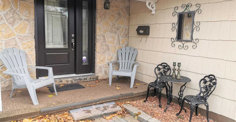 Upper-77 Roseneath Crescent, Kitchener, ON, N2E 1V8 - 2
