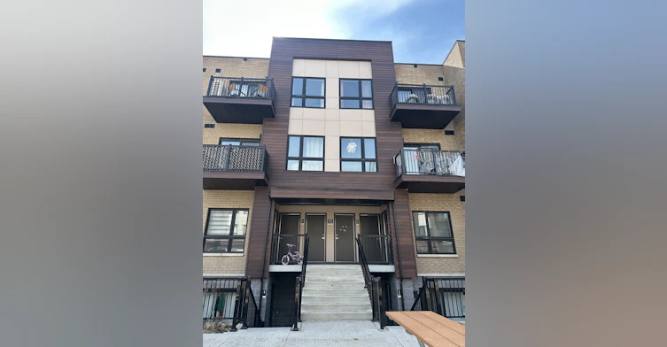 E9-20-20 Palace Street, Kitchener, ON, N2E 0J3