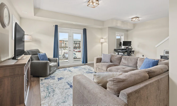 20-39 Kay Crescent
