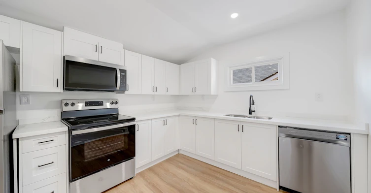 Apartment B-27 Oakdale Avenue, St. Catharines, ON, L2P 2B8 - 4