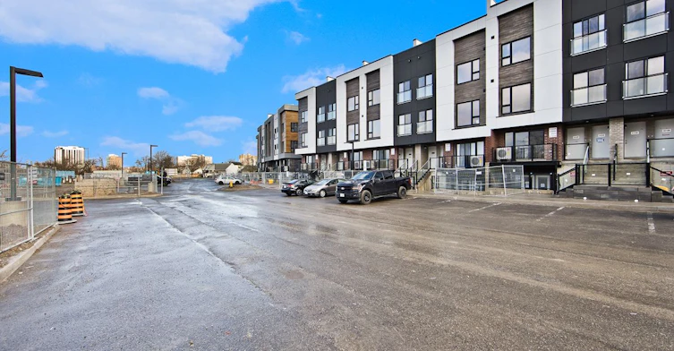105B-16 Melbourne Avenue, St. Catharines, ON, L2P 3J8 - 2