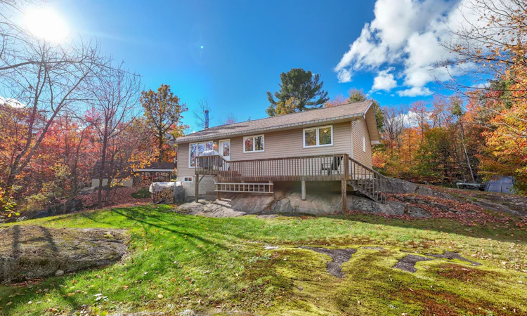 6 Springhill Road