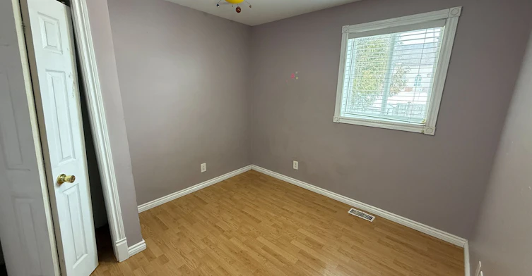 Main-24 Eastwood Drive, Welland, ON, L3C 6W4 - 5