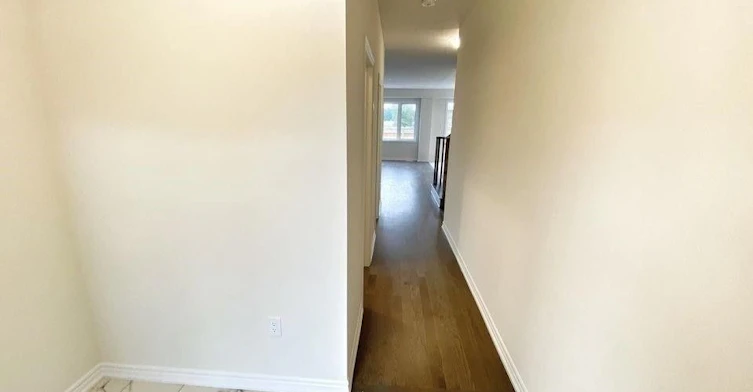 242 Explorer Way, Thorold, ON, L2V 0K2 - 4