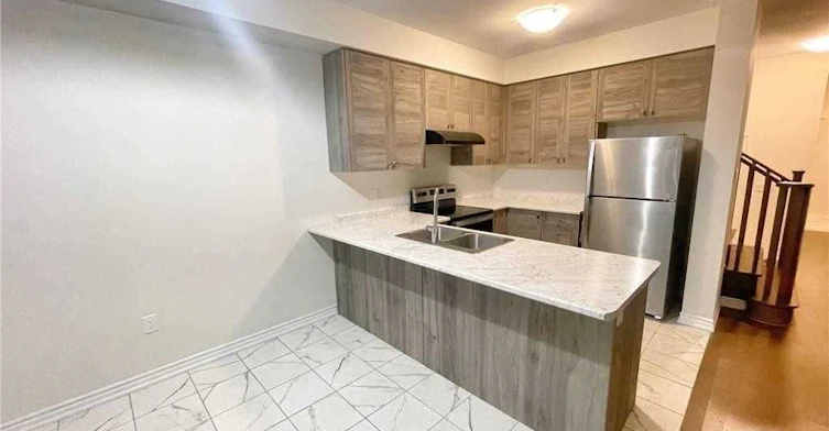 242 Explorer Way, Thorold, ON, L2V 0K2 - 7
