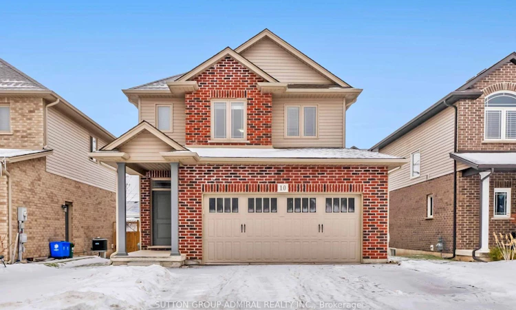 10 Bergenstein Crescent