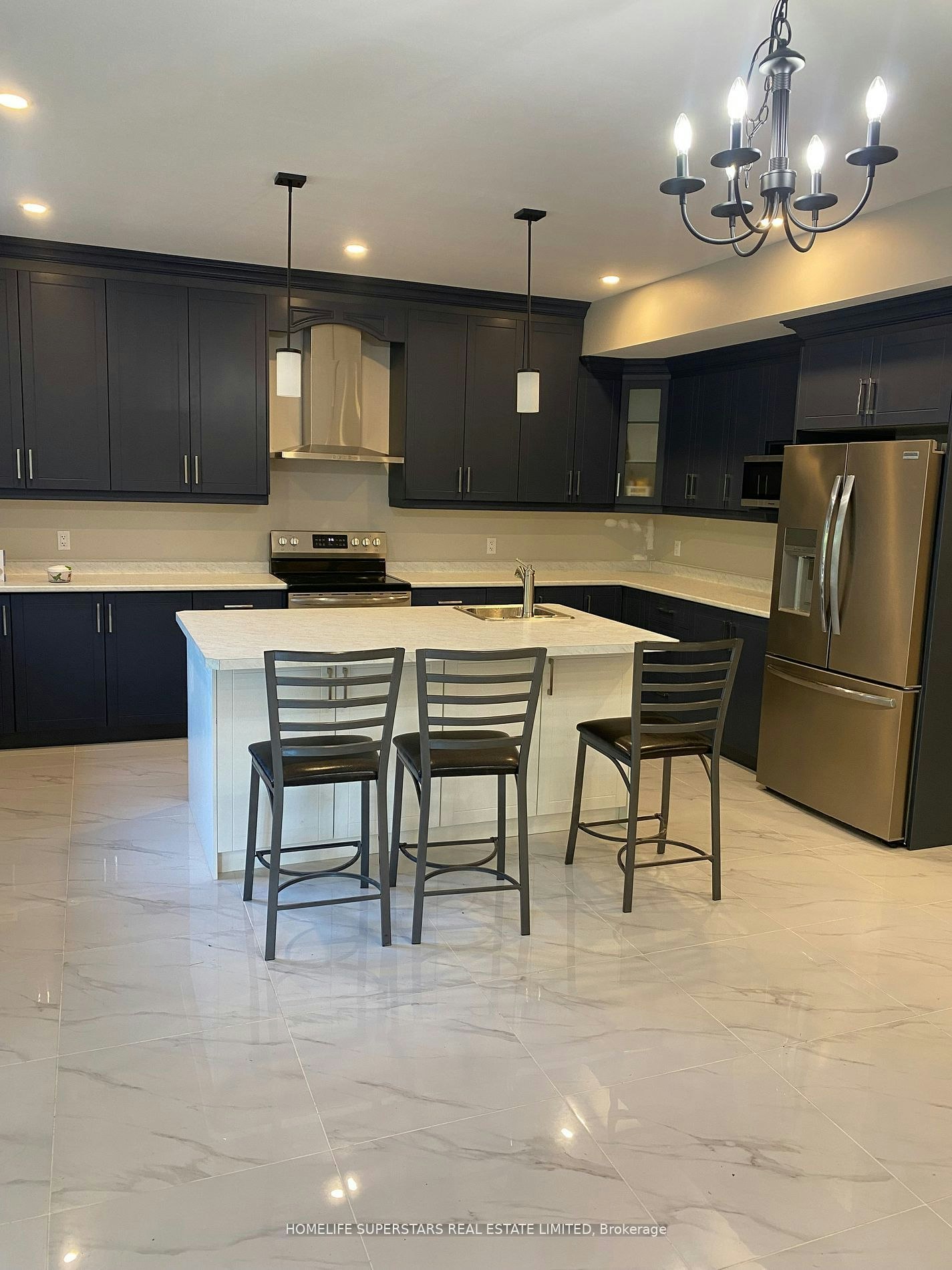 306 Jarvis Street, Fort Erie, ON, L2A 2S8 - 3
