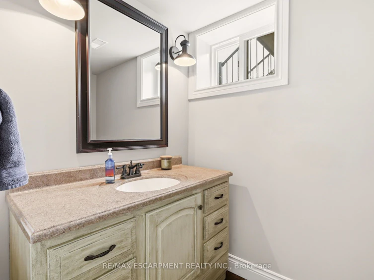 1371 10th Concession Road W, Hamilton, ON, N0B 2J0 - 34