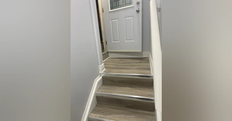 162 Agro Street, Hamilton, ON, L8B 1X7