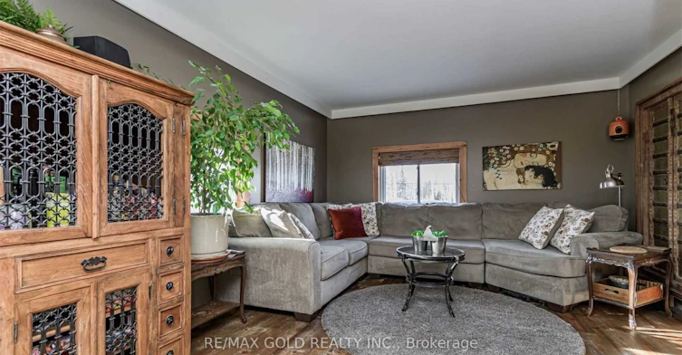 5135 Trafalgar Road, Erin, ON, N0B 1T0 - 5
