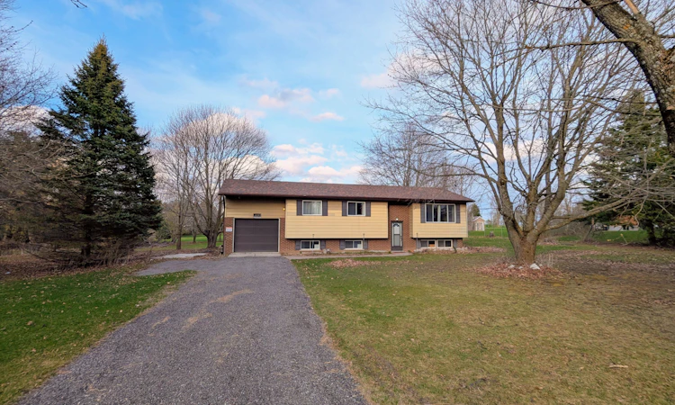 23 Valley Road