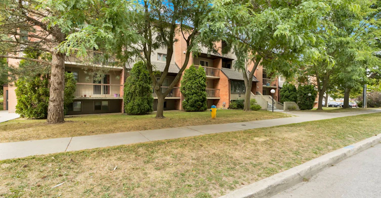 103-30 Hickory Street E, Waterloo, ON, N2J 4L4 - 4