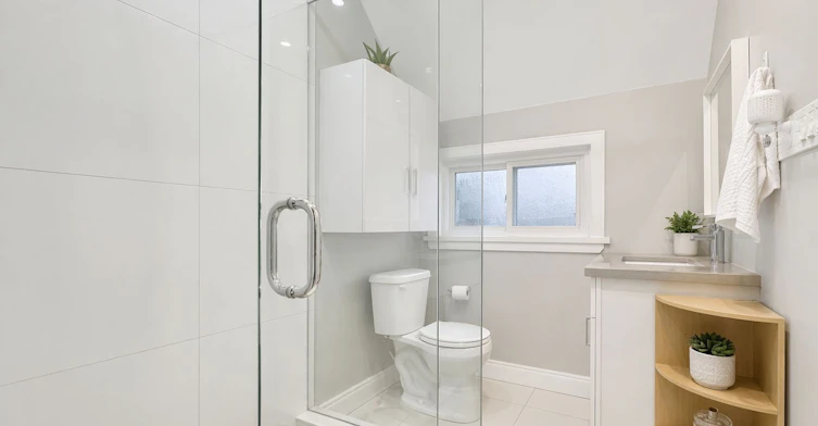 Upper unit # 2-869 Beach Boulevard, Hamilton, ON, L8H 6Z5 - 7