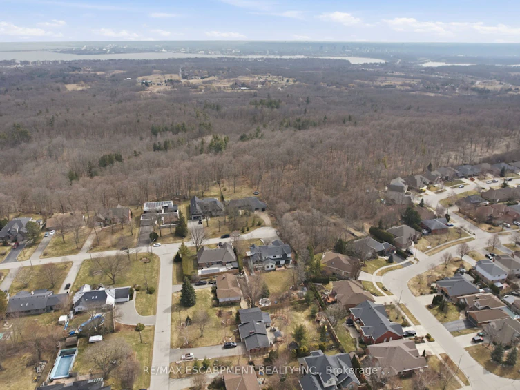 136 Rockcliffe Road, Hamilton, ON, L9H 7H3 - 48