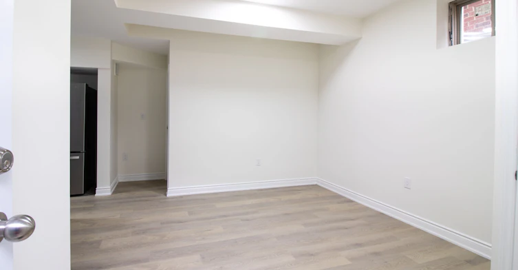 Lower-55 William Dunlop Street, Kitchener, ON, N2R 0N8 - 3
