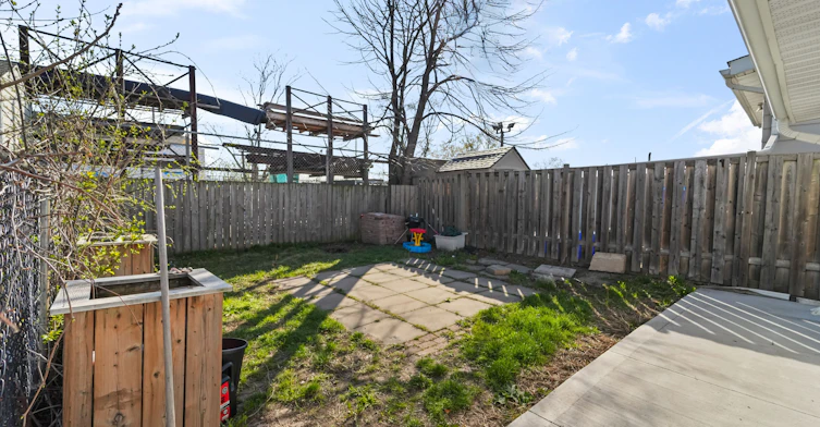 266 Beach Road, Hamilton, ON, L8L 4B2 - 5