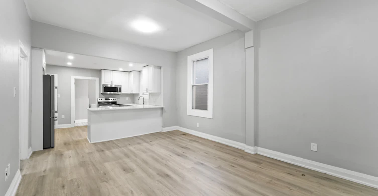 266 Beach Road, Hamilton, ON, L8L 4B2 - 9